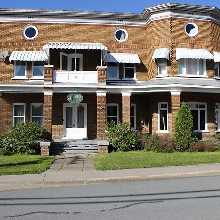 Bed and Breakfast Chez L'Doc Saint-Prosper Exterior foto